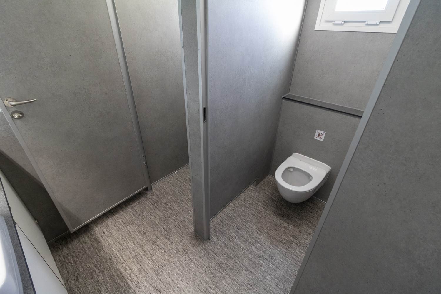 Toiletvogn 660 3+2+2 VIP