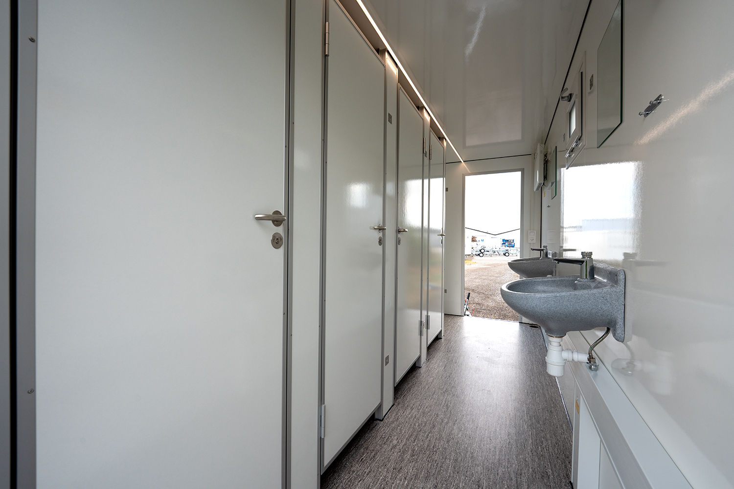 Toiletvogn 420 3+1+2