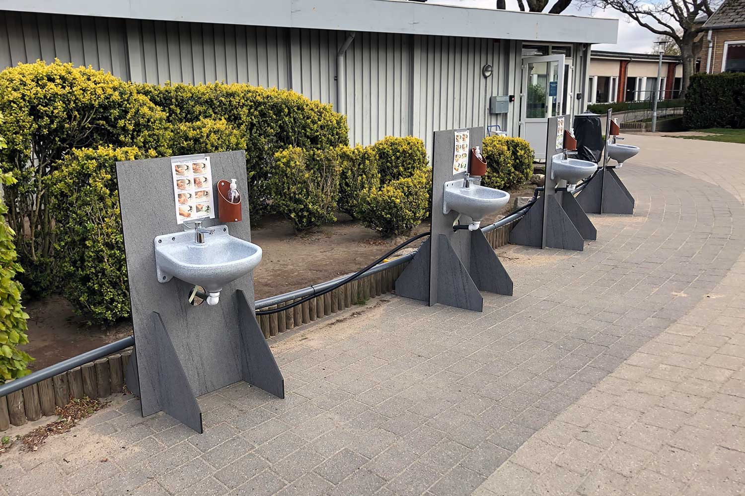 610e8ace689f4b0428f5d944_Project-wash-basin-01-30