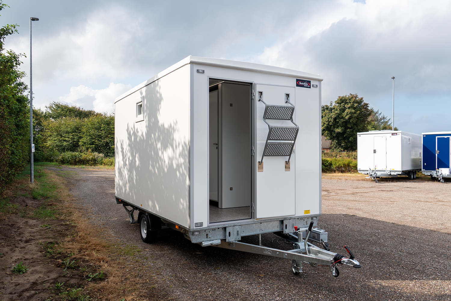 Toiletvogn 420 3+1+2