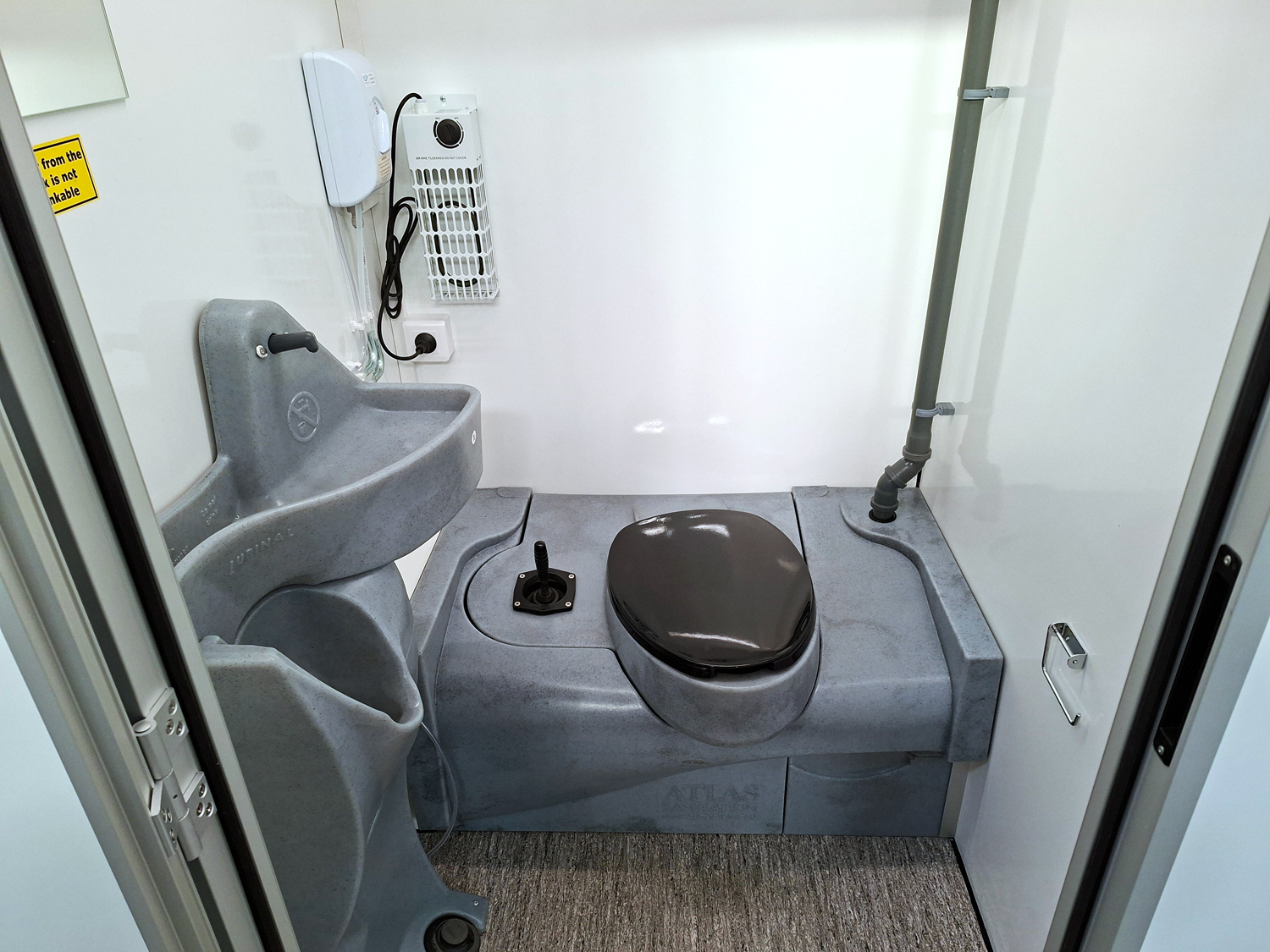 Briktoilet Atlas tanktoilet