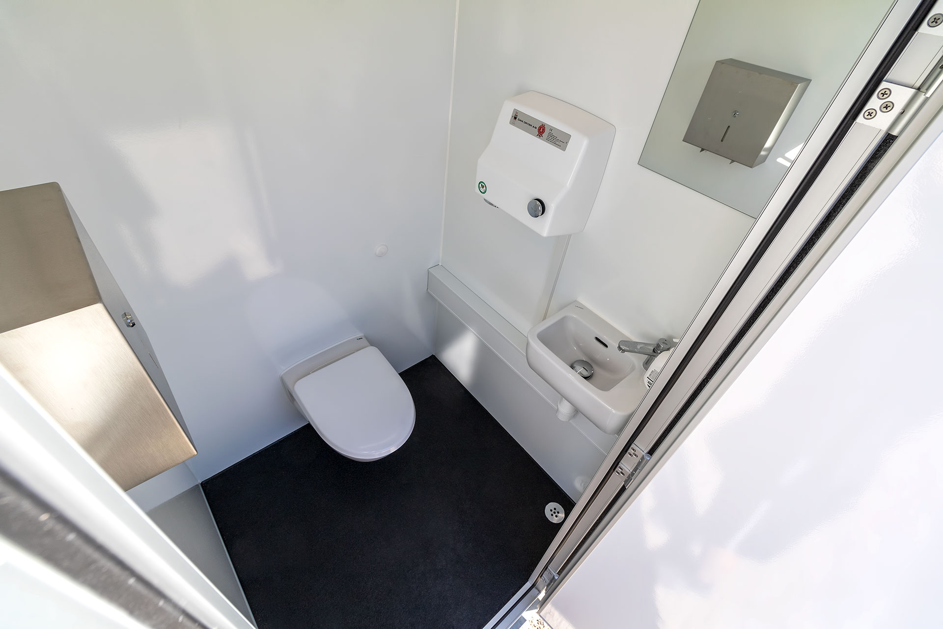 5f340bcf2ca04620eb000904_Project-toilet-Tornby-02a-60