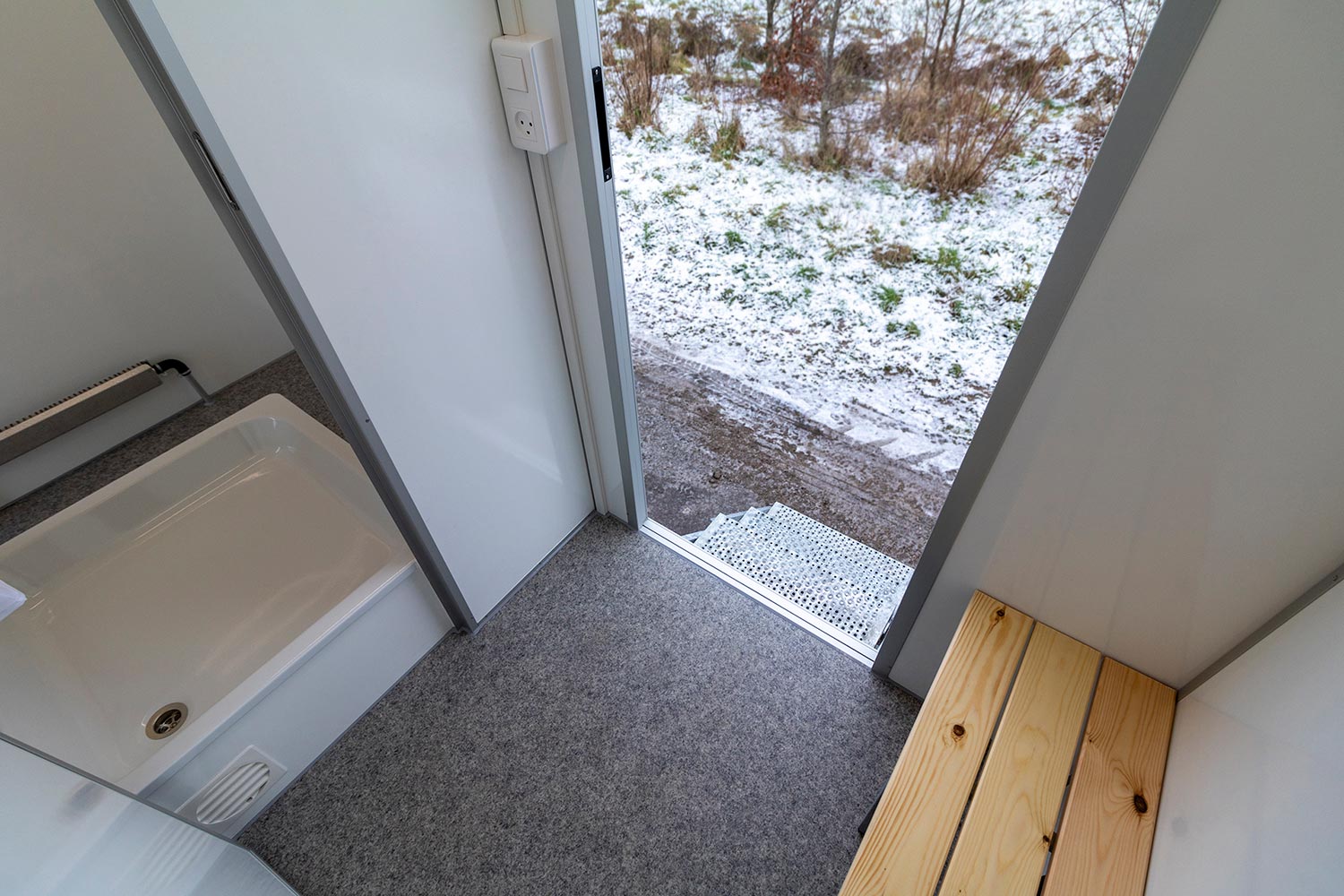 601a8937332f0a7e1c70068e_Project-decon-13-50