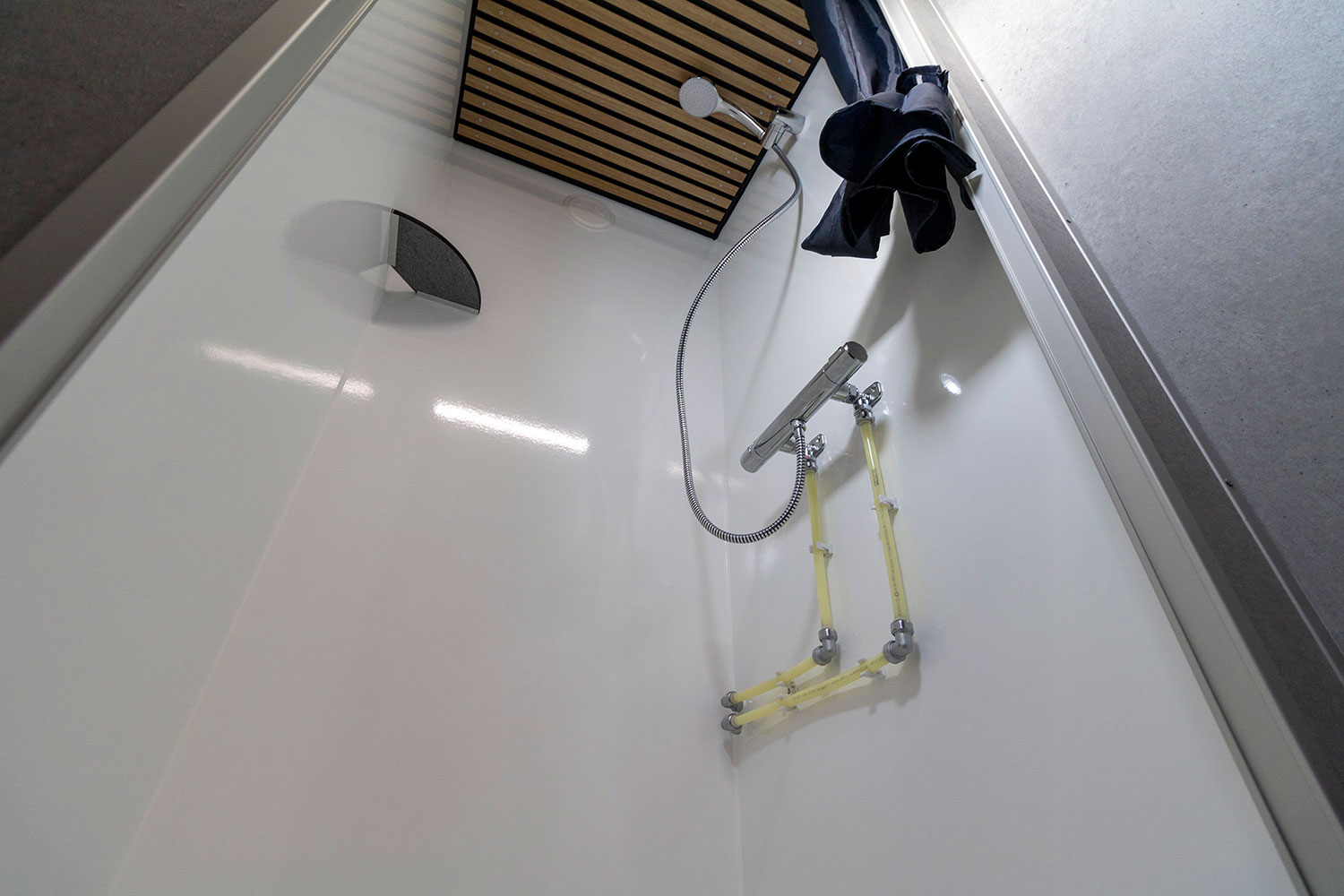 61927b721e9342060894fda0_Project-luxury-toilet-07-60