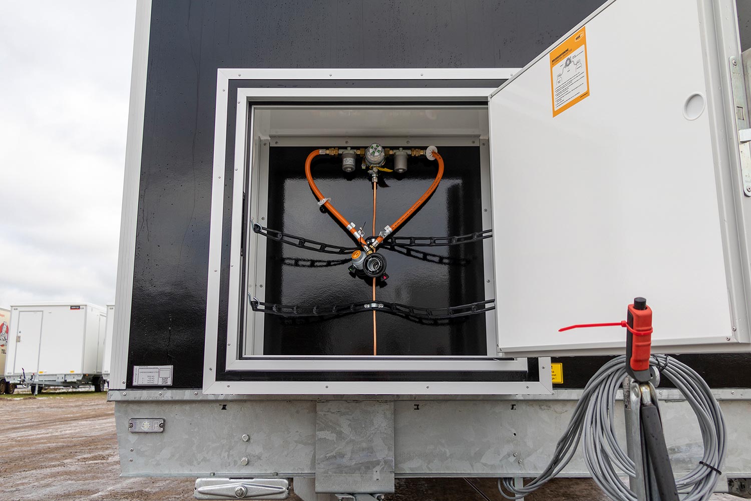 601a8939f52e316f8db720e3_Project-decon-16-50