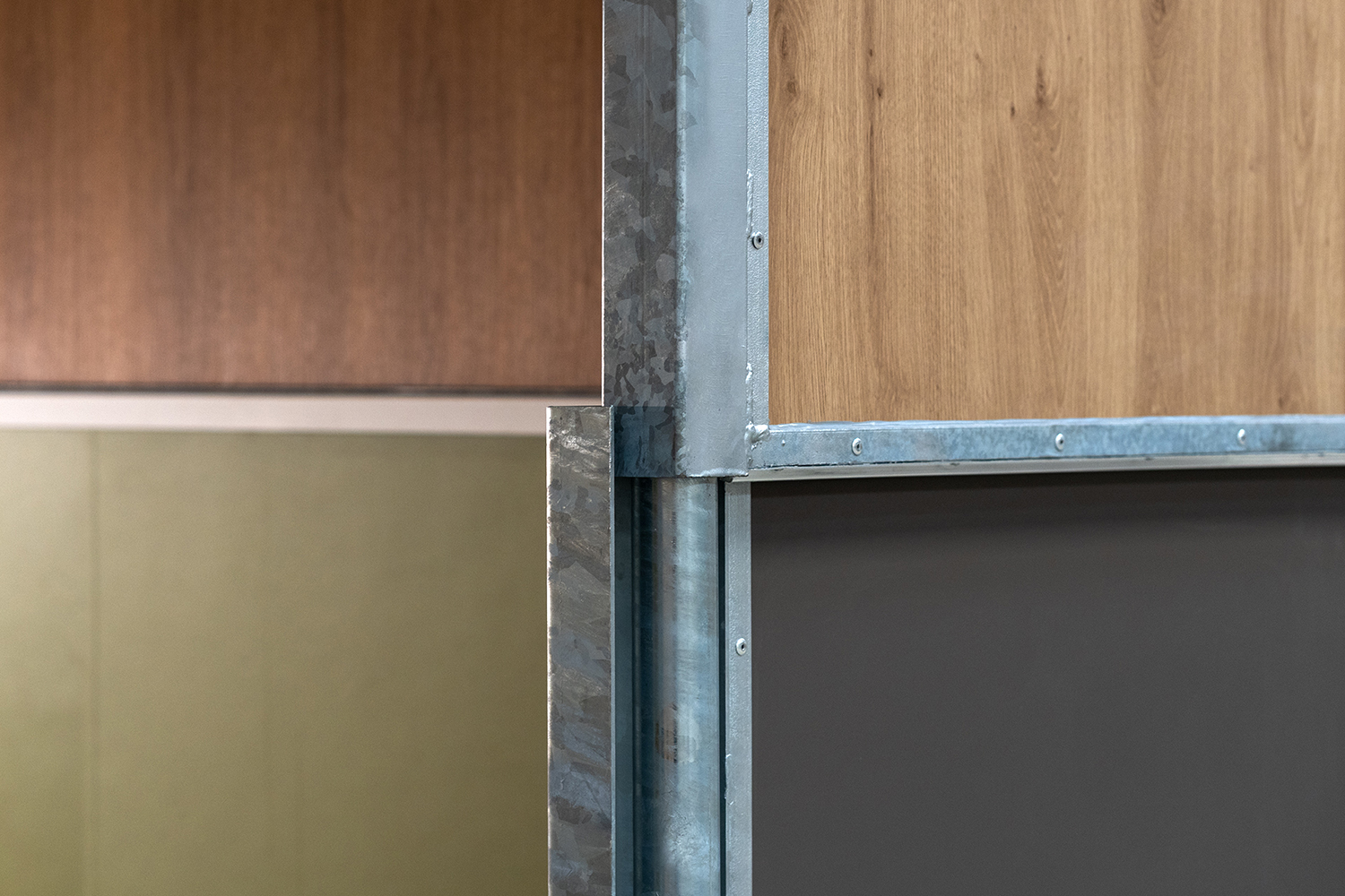 Xpand Møblering og folie