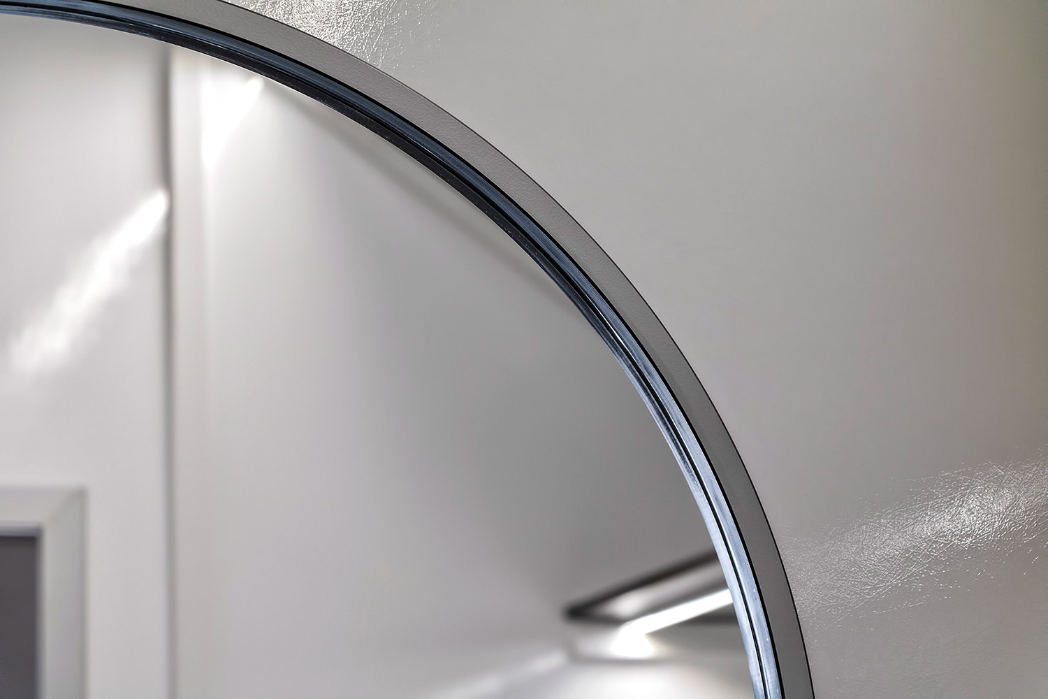 610e8ace689f4b8102f5d86e_Project-donut-trailer-09-70